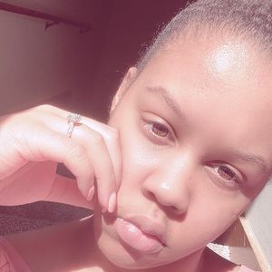 Meet your Posher, Destiny